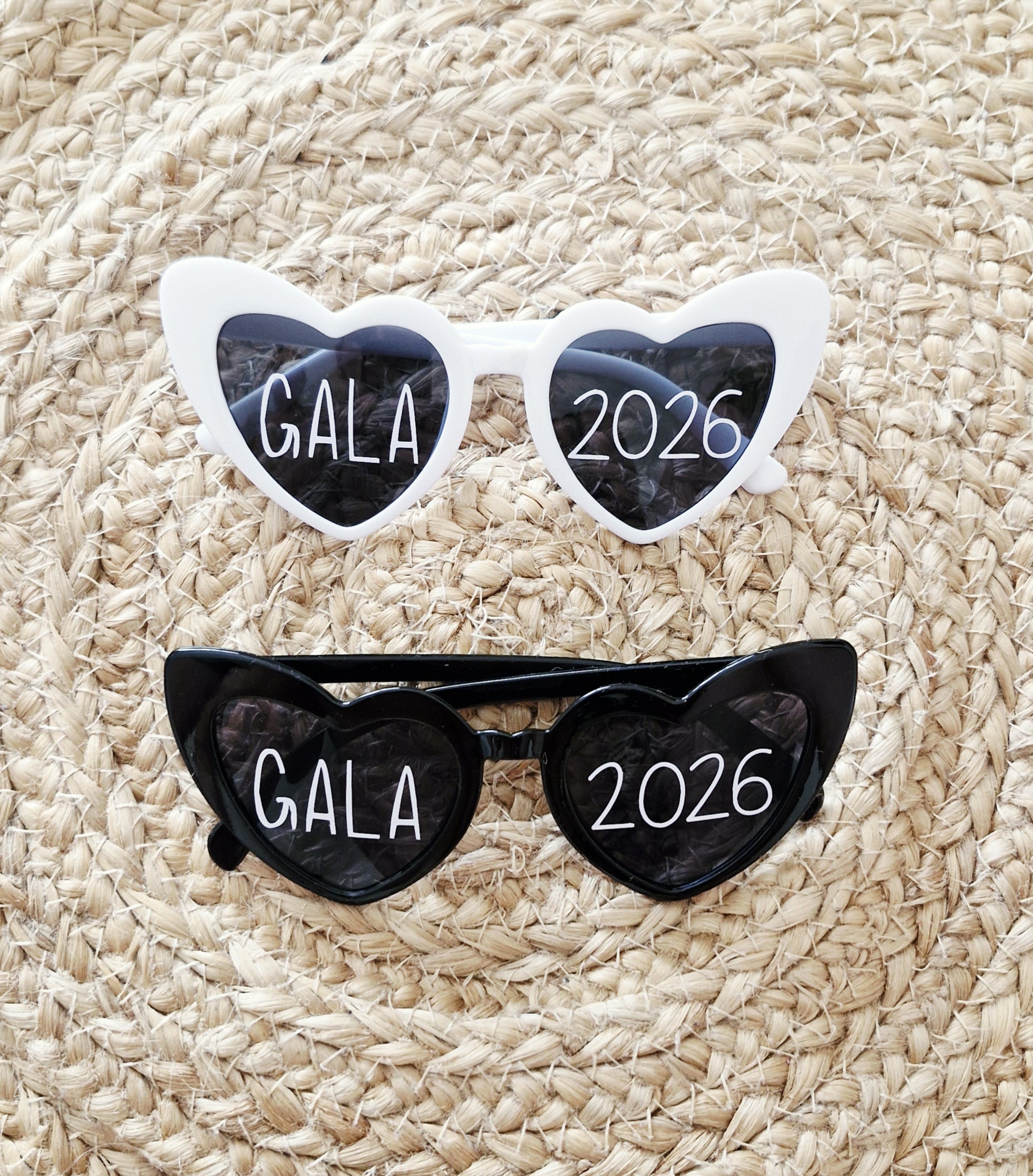 Lunette de soleil Cœur - Blanche & Noire – Image 6